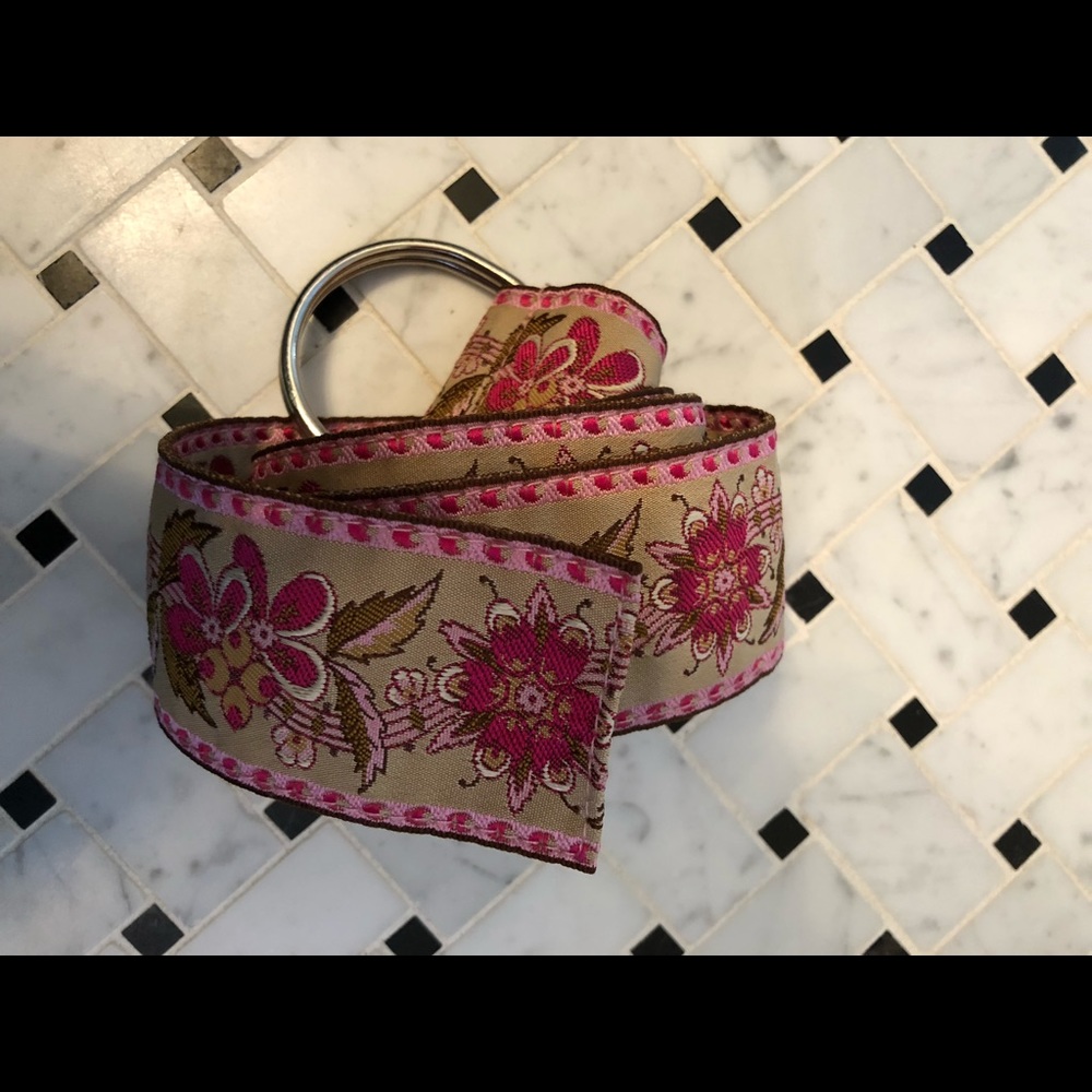 Pink flower belt